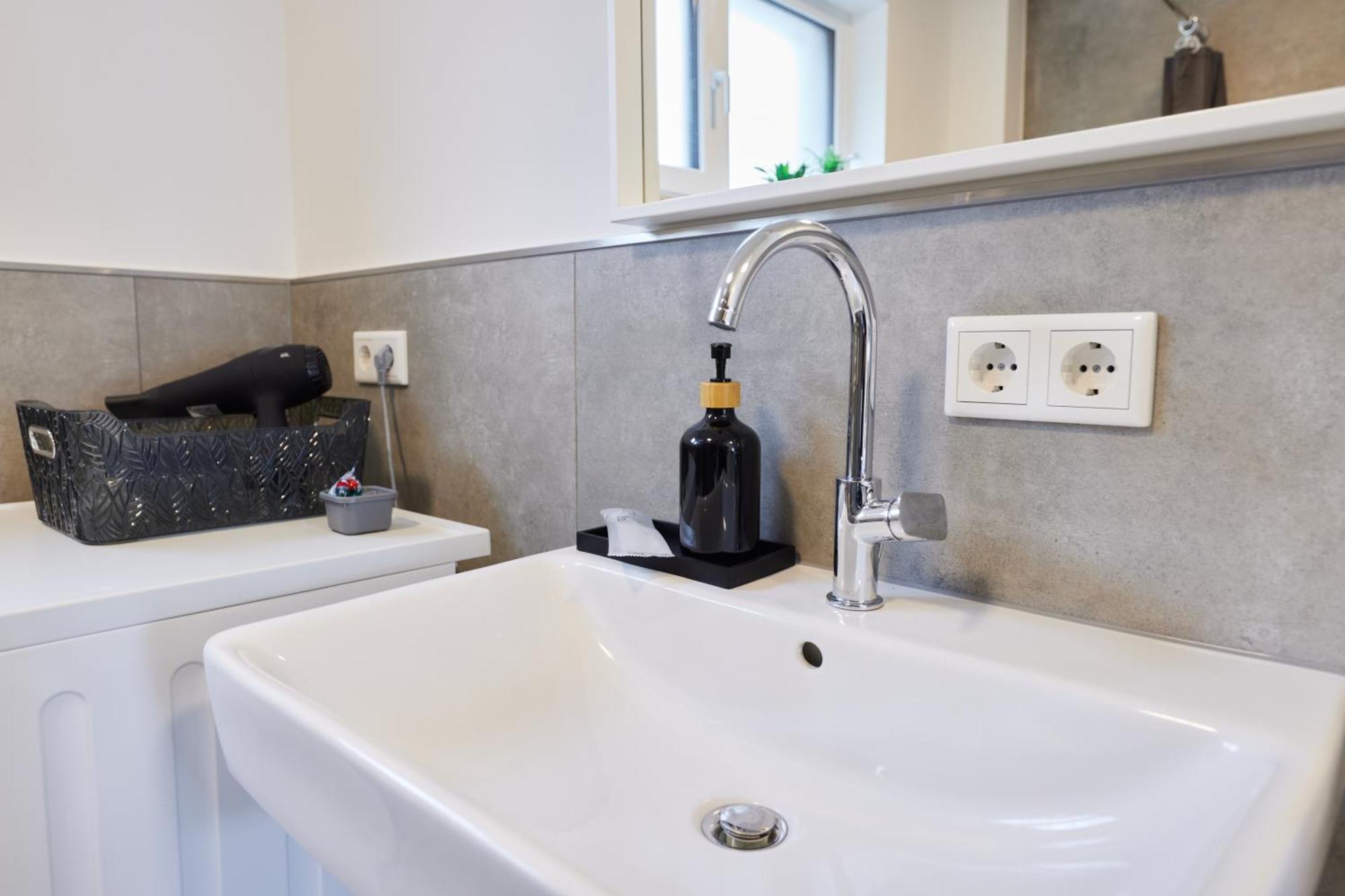 Homeme 2 I Zentral I Netflix I Kueche I Parkplatz I Kliniknah Bad Oeynhausen Exterior foto